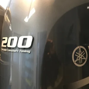 Yamaha 200 HP long shaft F200 XC (including remote control, gauge and propeller)