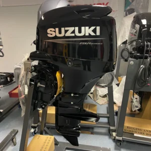 Suzuki 60 HP long shaft DF60 ATL (including remote control, gauges and propeller)