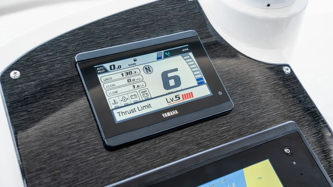 Yamaha 400 HP extra long shaft XTO XF400 NSA (including drive-by-wire control, meter and propeller) - Image 2